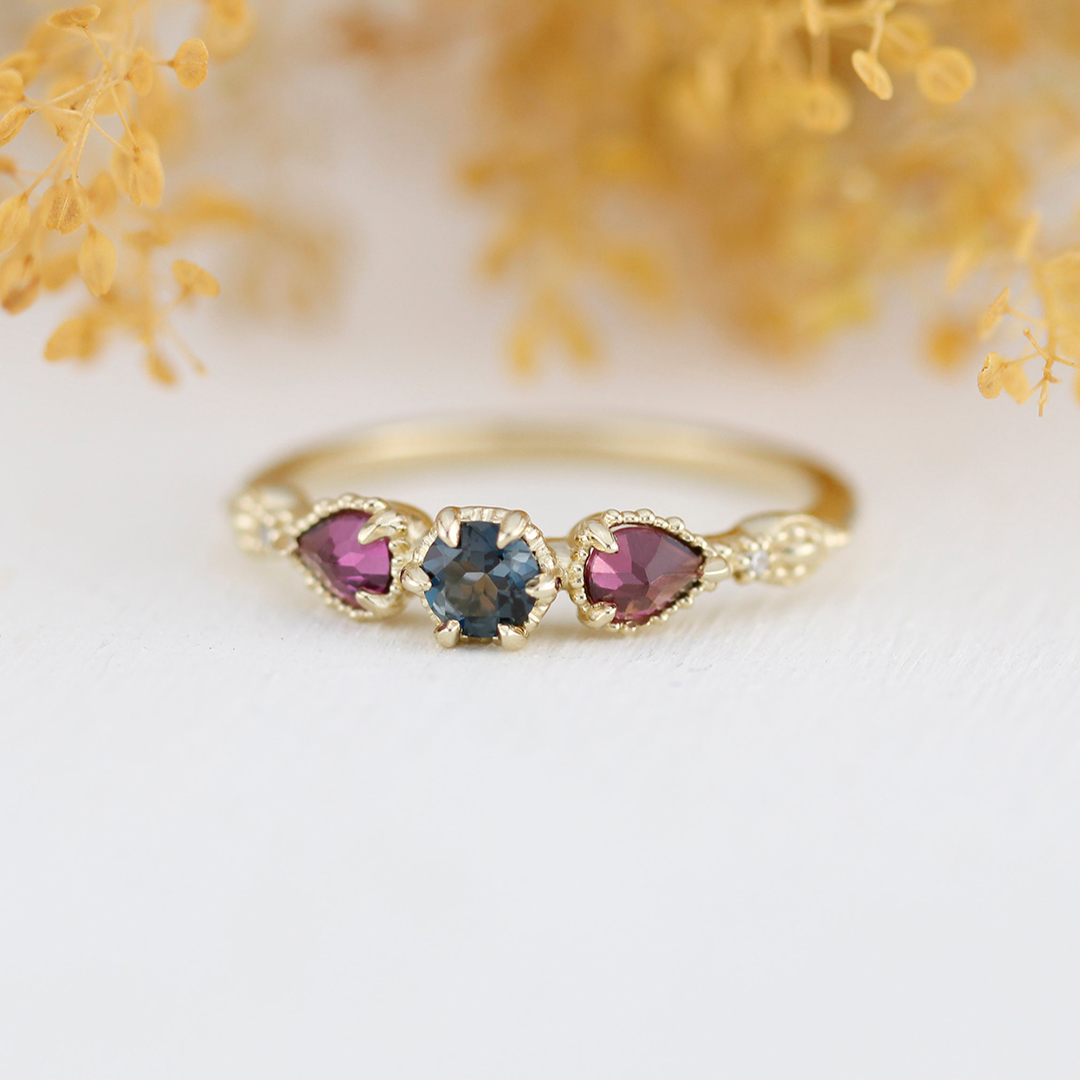 Mother's Day Gift Personalized 1-5 Birthstone Vintage Ring