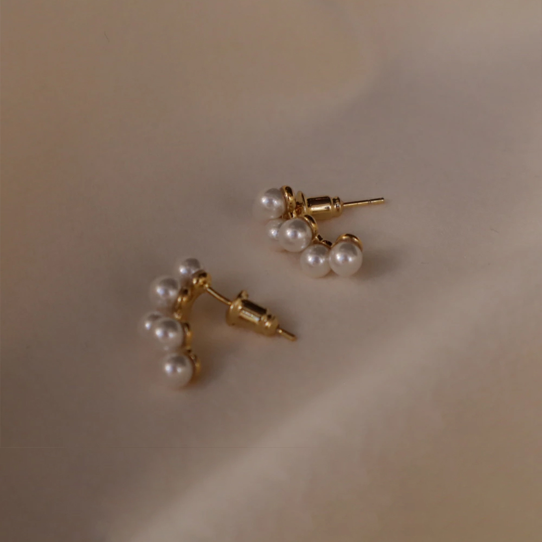 姉妹の小さな真珠の約束卒業式ピアス