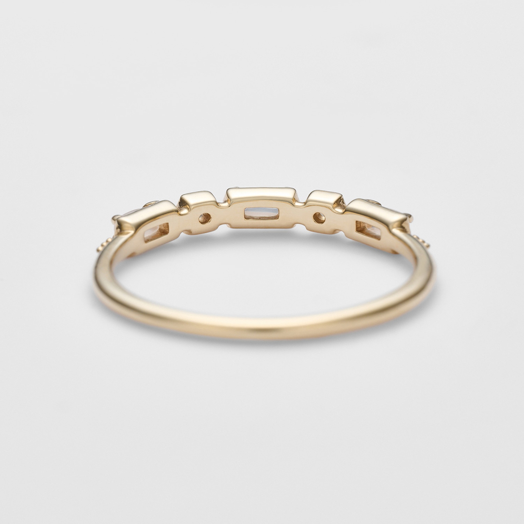 私たち、一緒にいるとクォーツリング