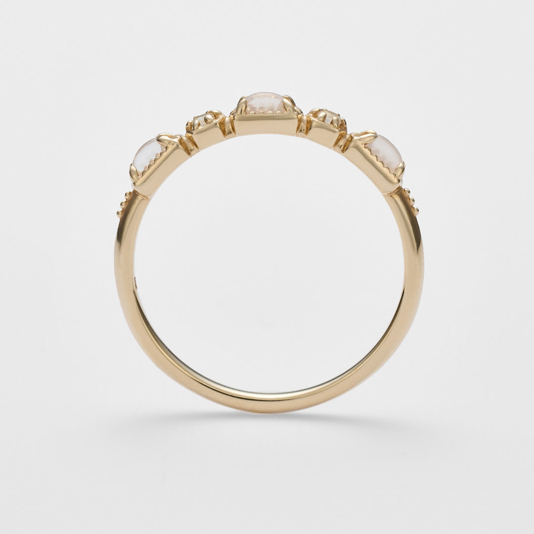 私たち、一緒にいるとクォーツリング