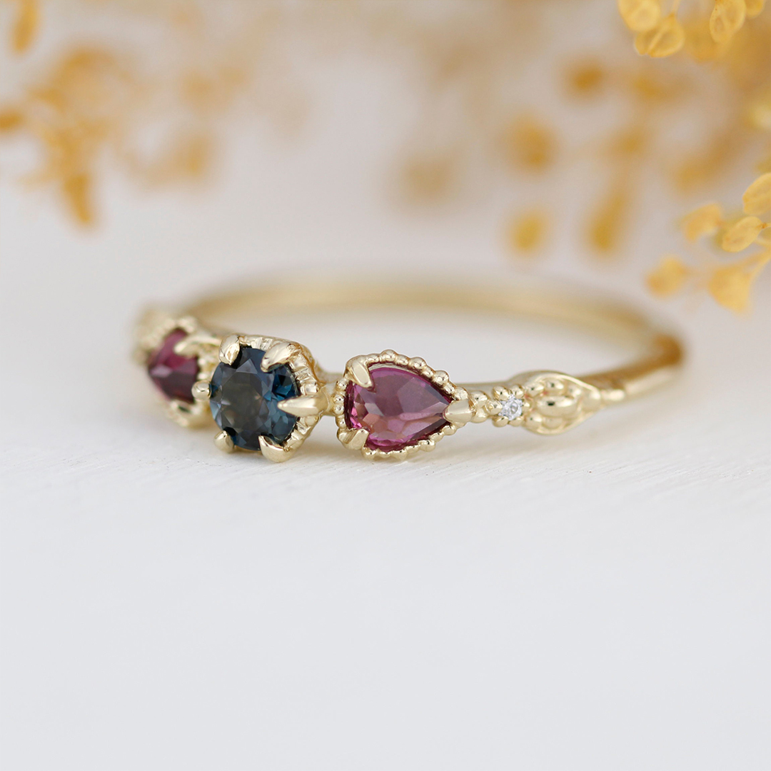 Mother's Day Gift Personalized 1-5 Birthstone Vintage Ring