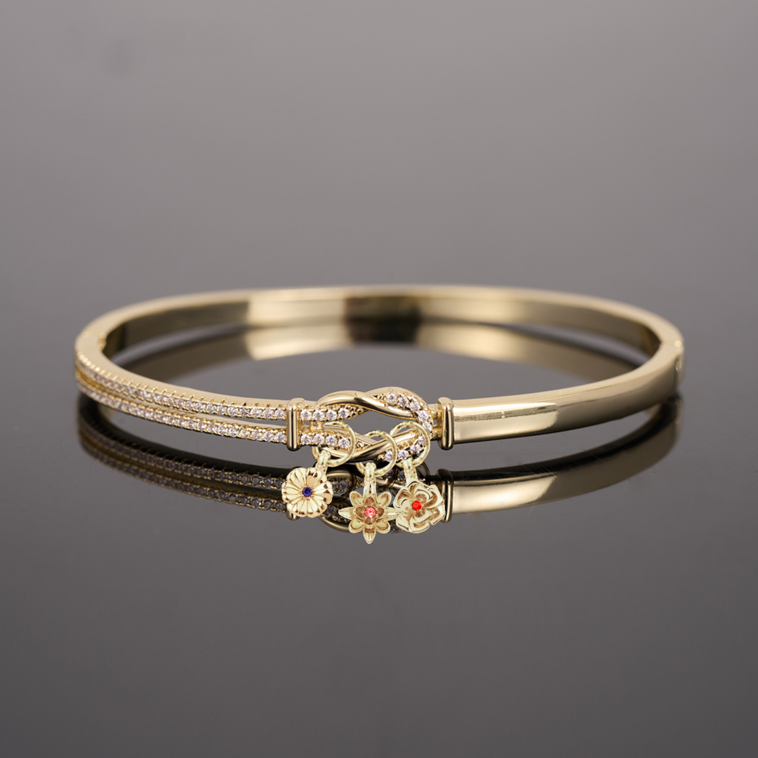 Personalized 1-12 Birthflowers Gift For Grandmom Knot Bangle
