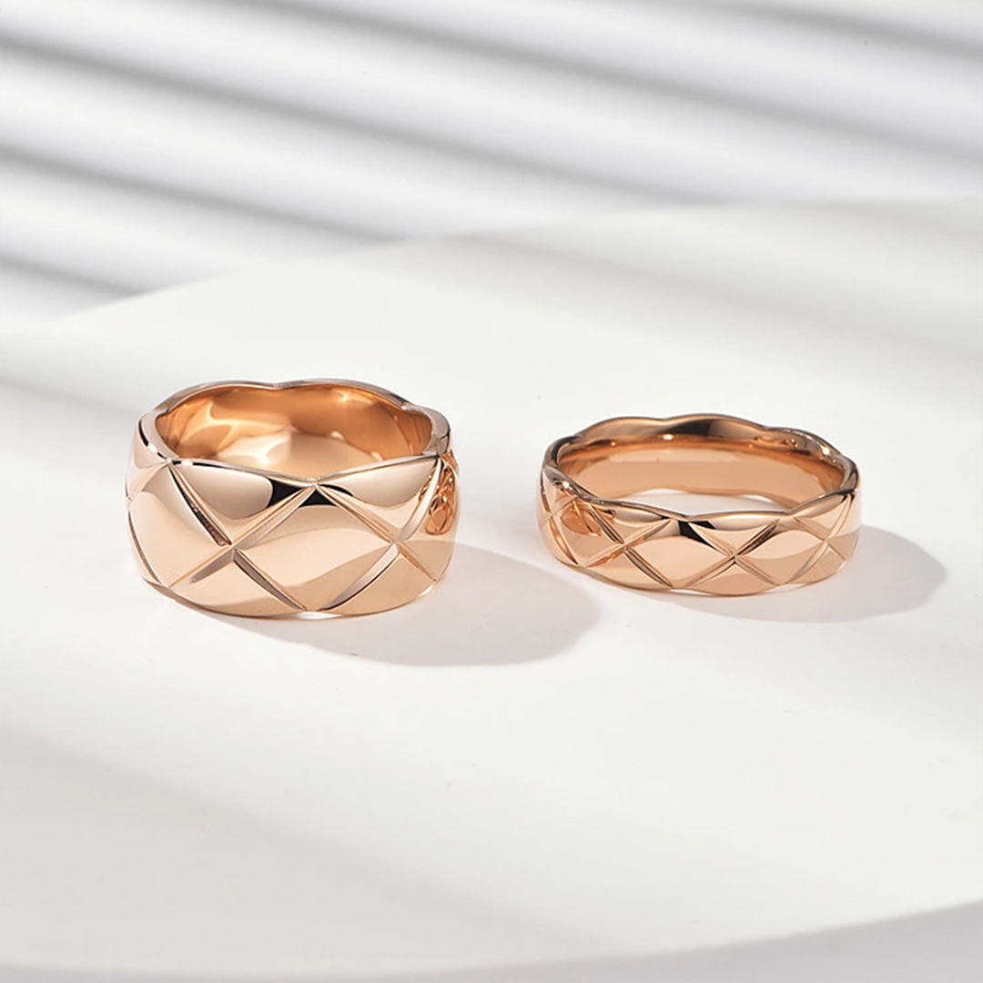 家族の小さな格子のぬくもりリング 