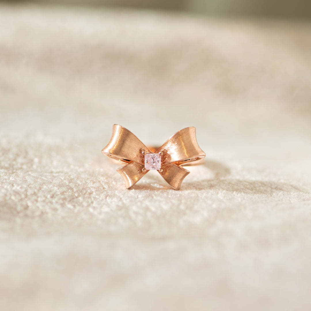 Brushed Bow Square Gold Ring S925