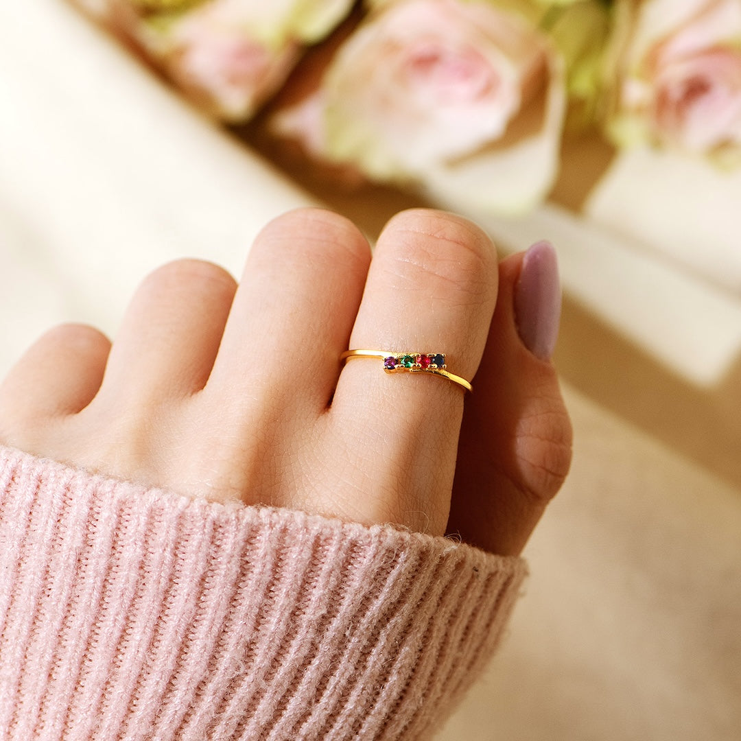 「ママの永遠の愛」パーソナライズ可能な1～5人の子供用誕生石バイパスリング