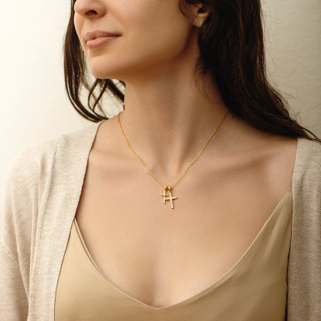 ダブルクロスのネックレス