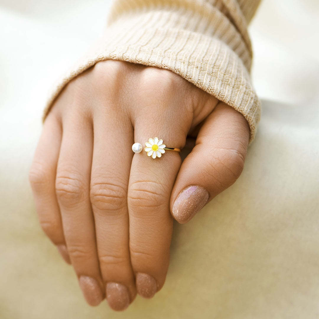 ストレス解消のデイジーフィジェットリング