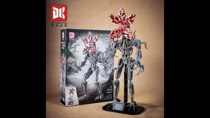 DK Man-Eating Plant Building Block Set – 858PCS