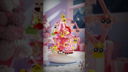 DK Magical Christmas Ferris Wheel – Music Box Building Block Set – 524PCS