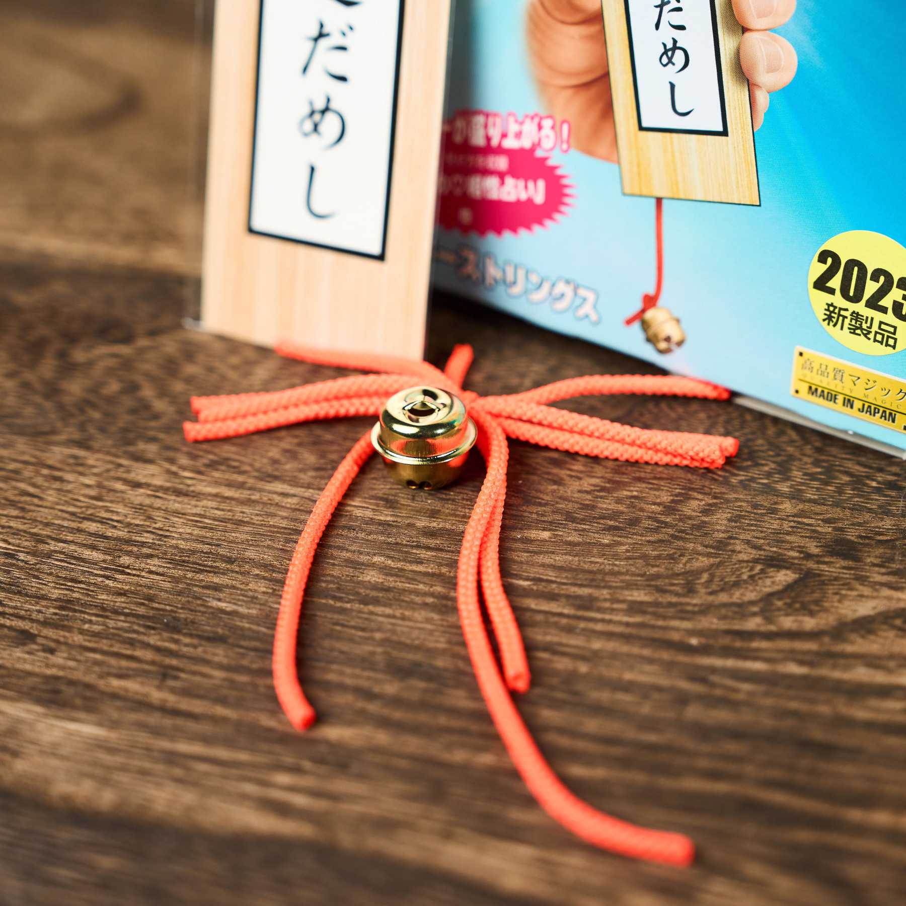 Lucky Strings by Tenyo Magic