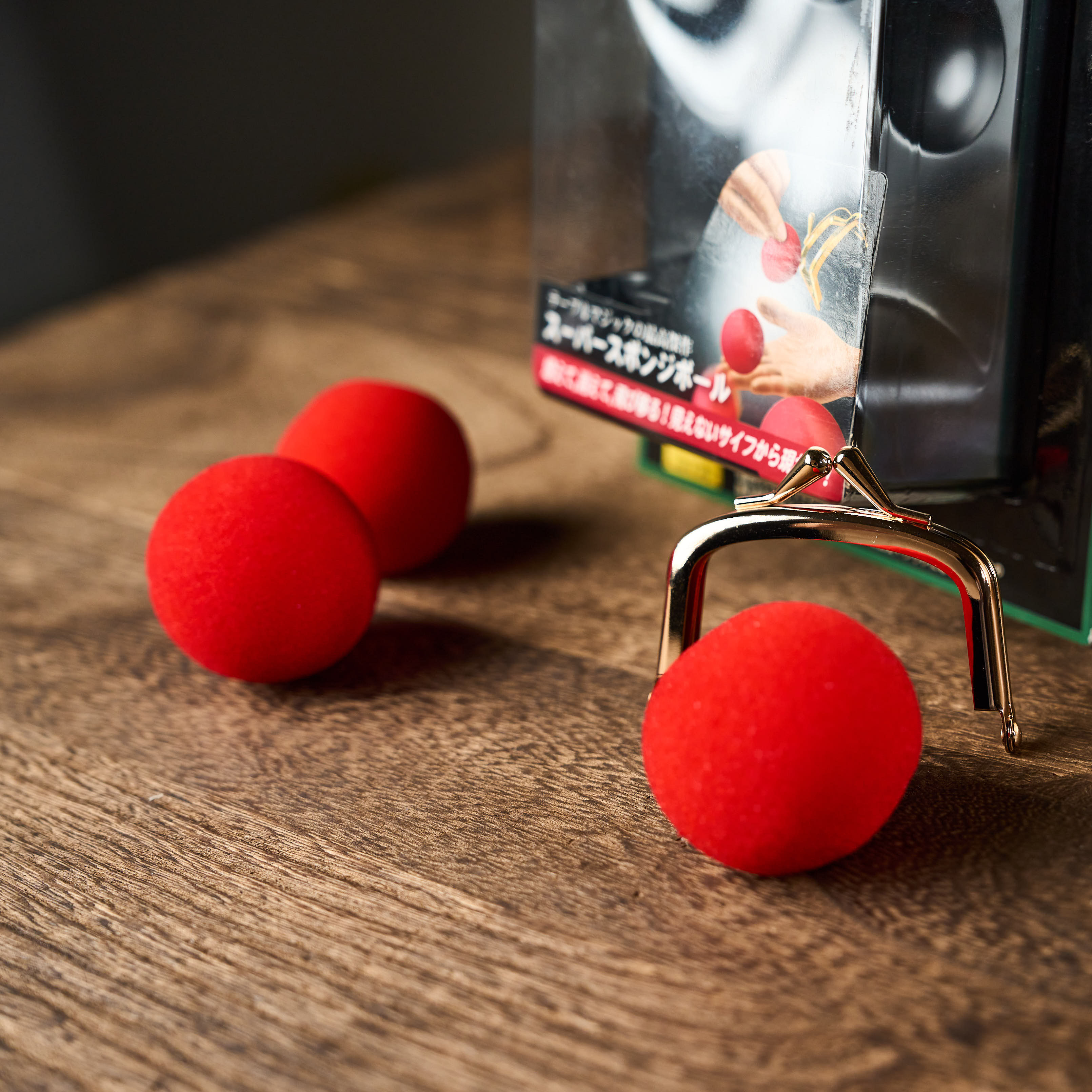 Super Sponge Balls by Tenyo Magic