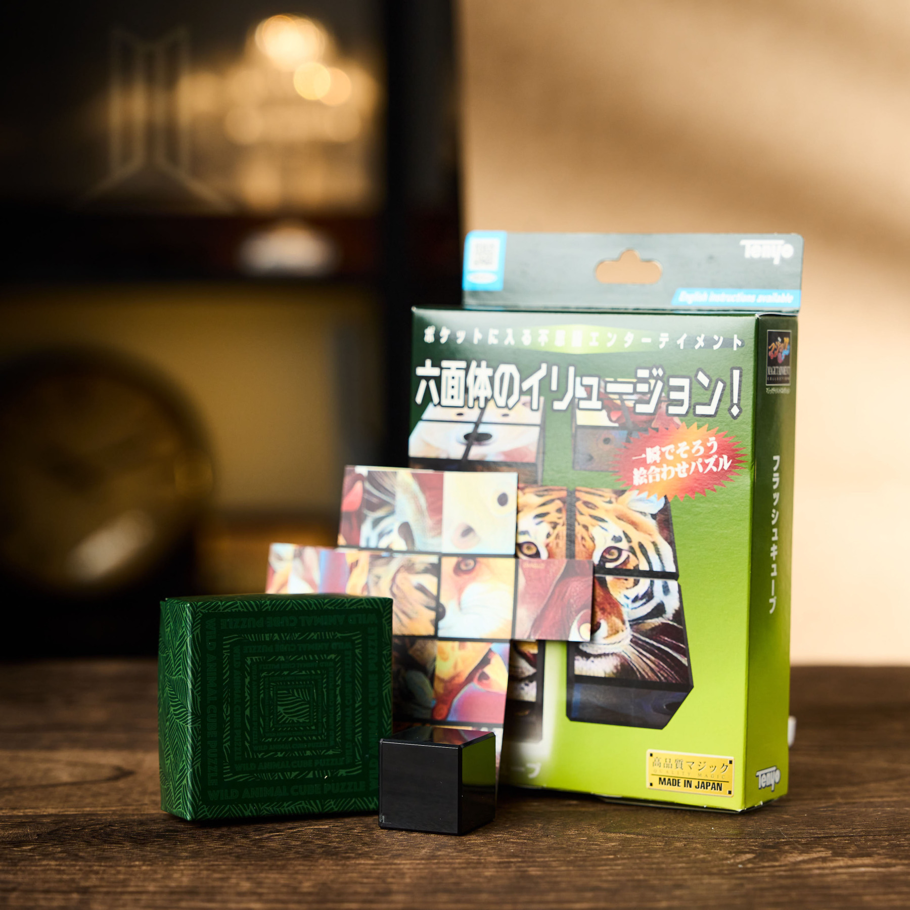 Flash Cube by Tenyo Magic