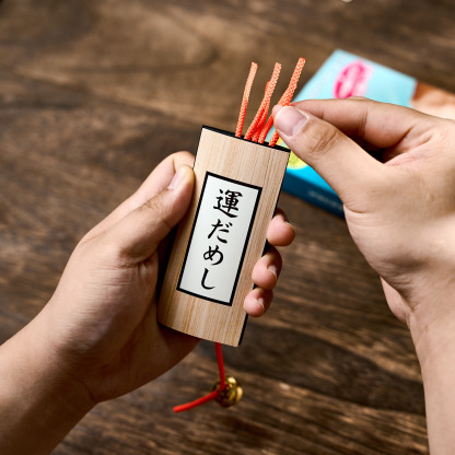 Lucky Strings by Tenyo Magic