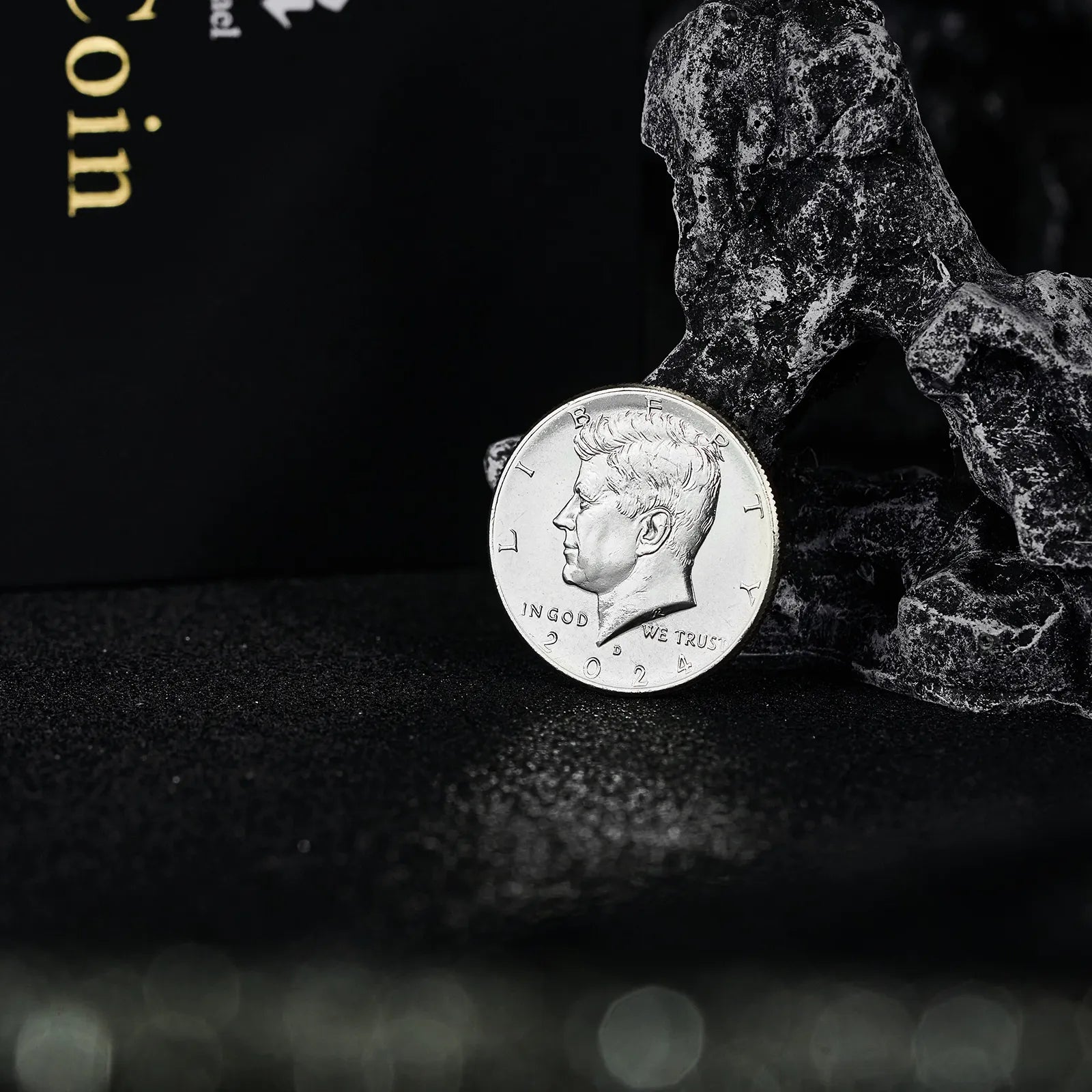 Flipper Coin by Bluether Magic and Raphael