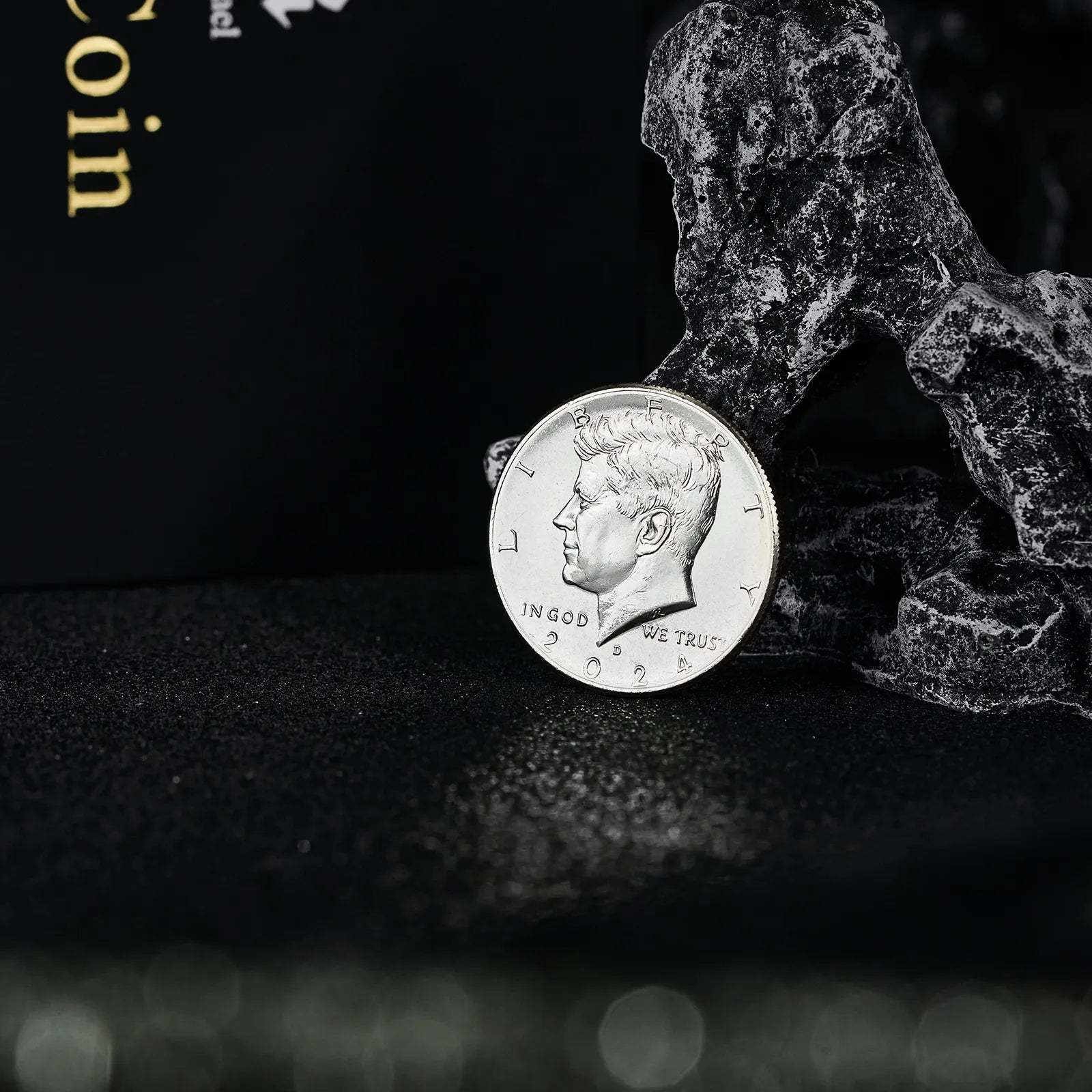 Flipper Coin by Bluether Magic and Raphael