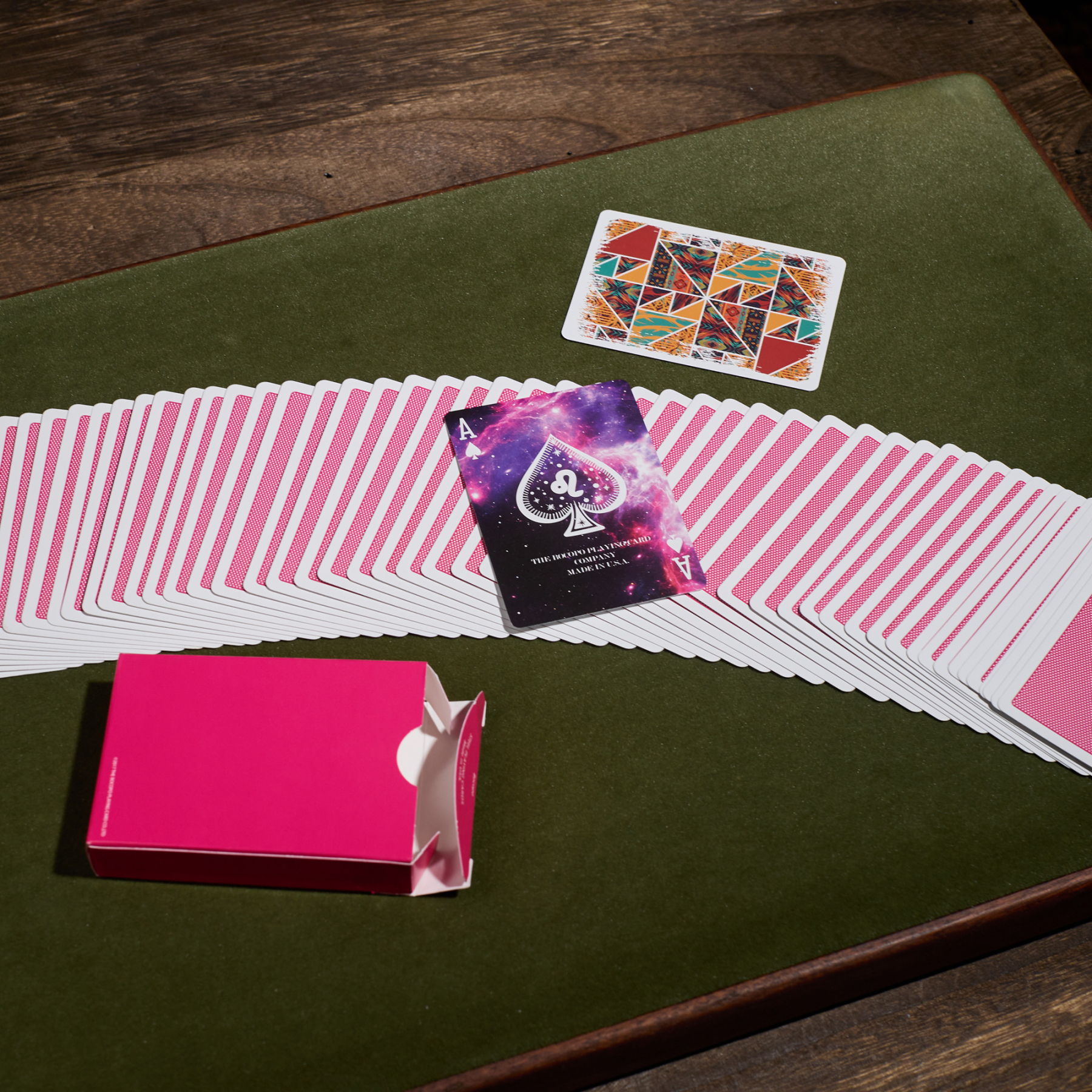 Uspcc粉紅色撲克牌