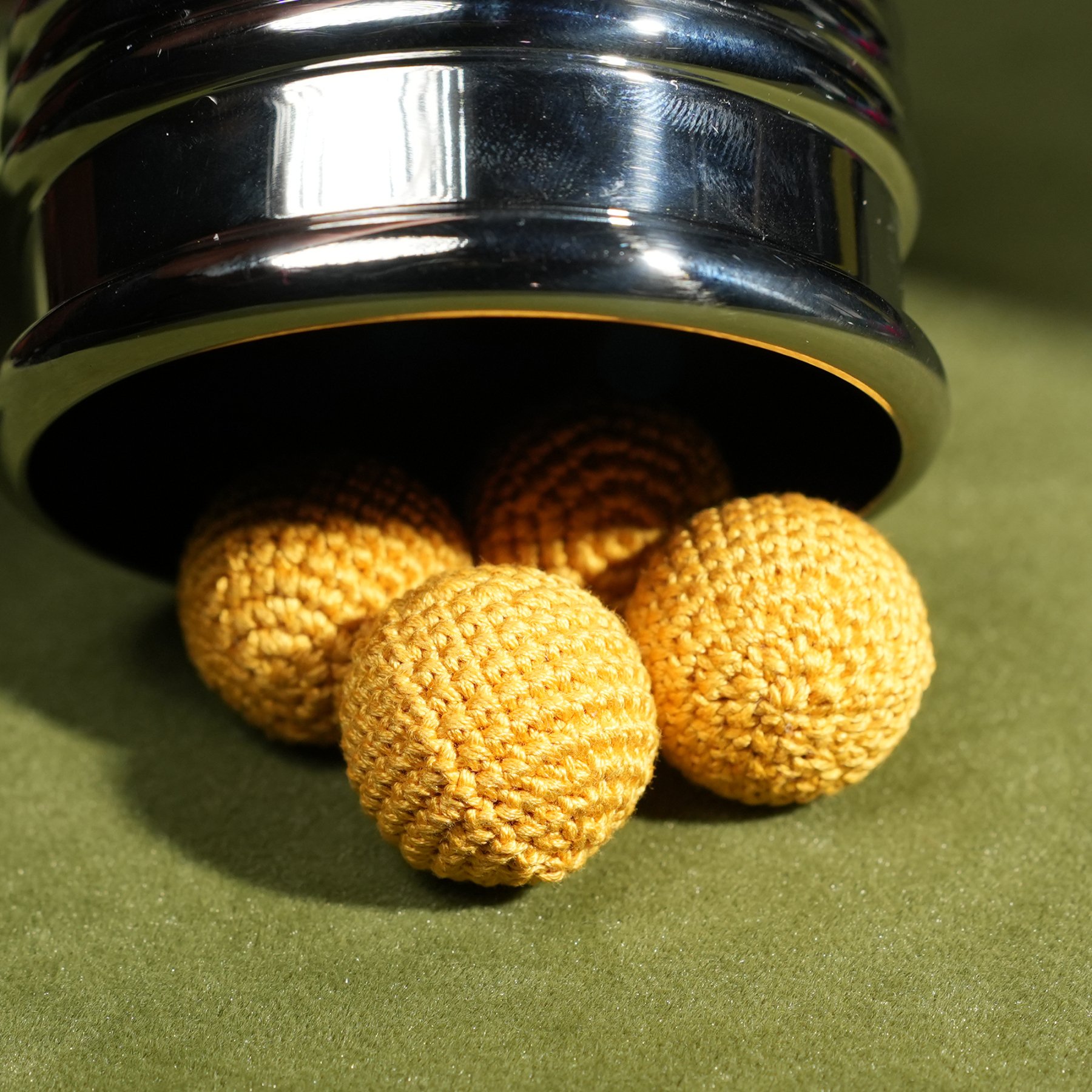 Small Balls — IARVEL MAGIC