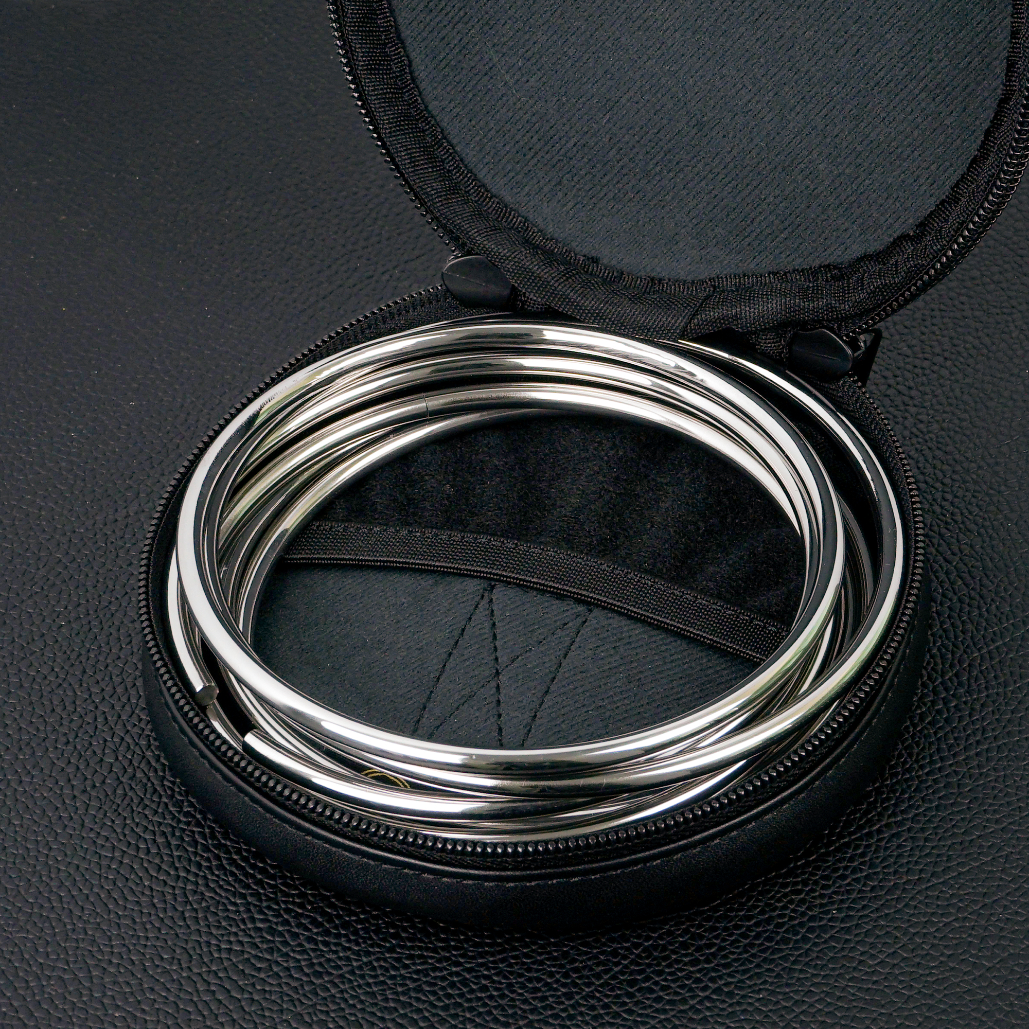 Chinese Kungfu Linking Ring by Bluether Magic and Raphael – IARVEL
