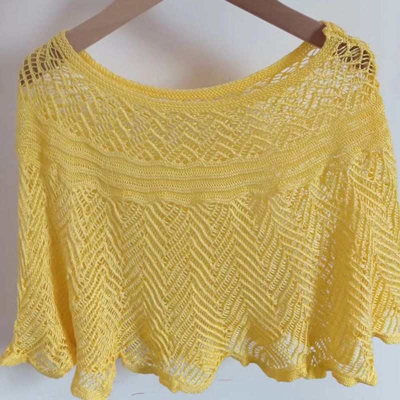 Small shawl knitted blouse