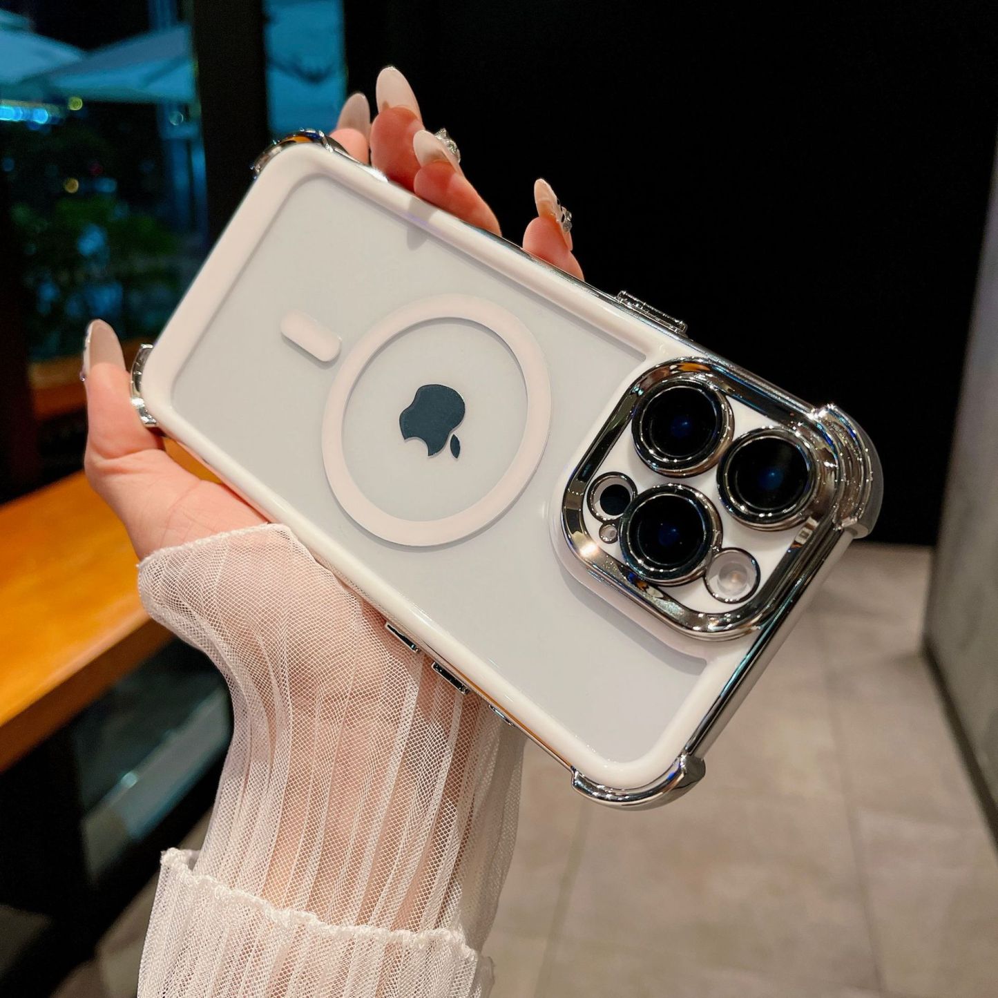 🎀 Magnetic Transparent Anti-fall Mobile Phone Case 🎀 For iPhone 16/15/14/13/12/11 Series