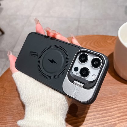 🔥Hot Sale🔥iPhone full-cover silicone magnetic super cool lightning mobile phone case with lens holder