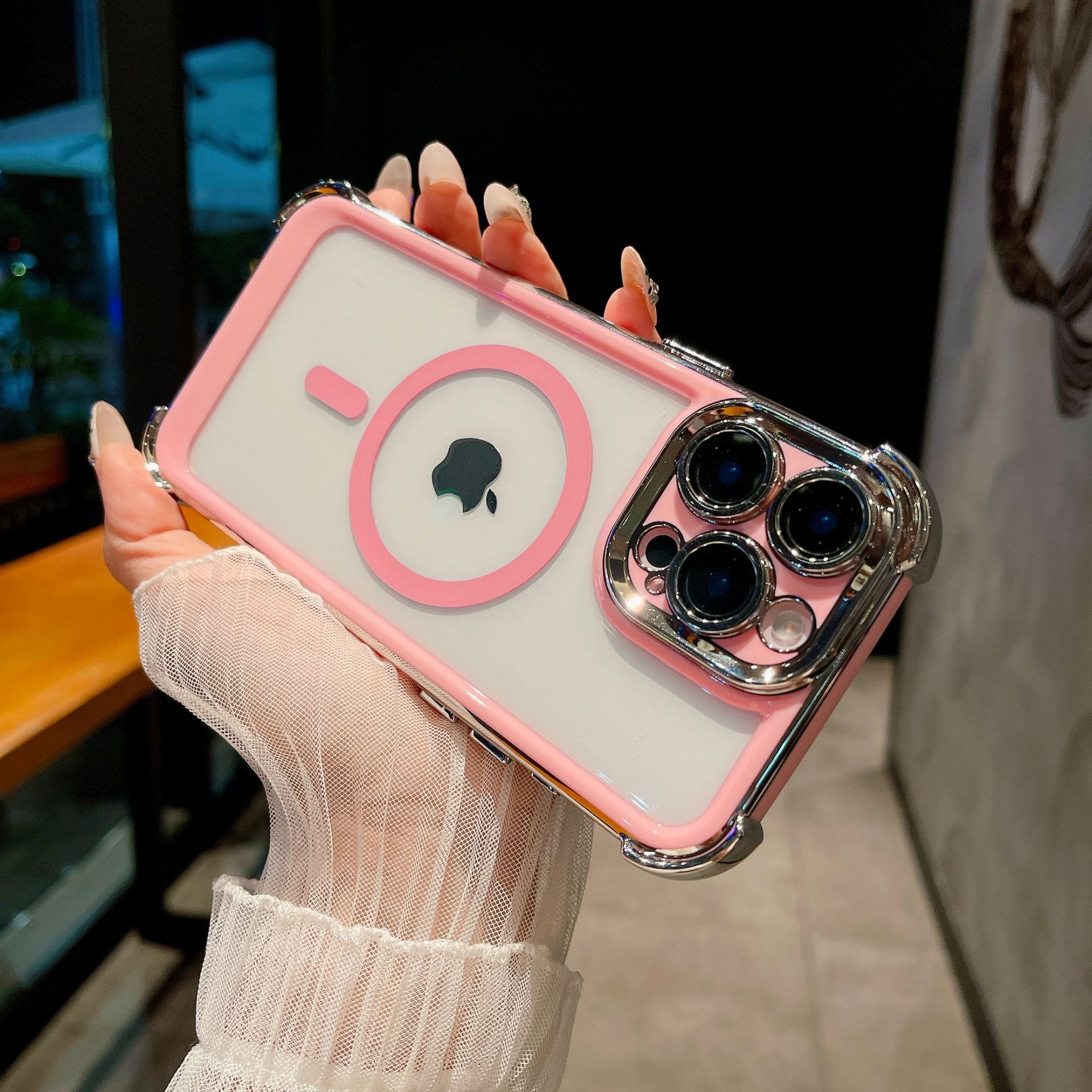 🎀 Magnetic Transparent Anti-fall Mobile Phone Case 🎀 For iPhone 16/15/14/13/12/11 Series