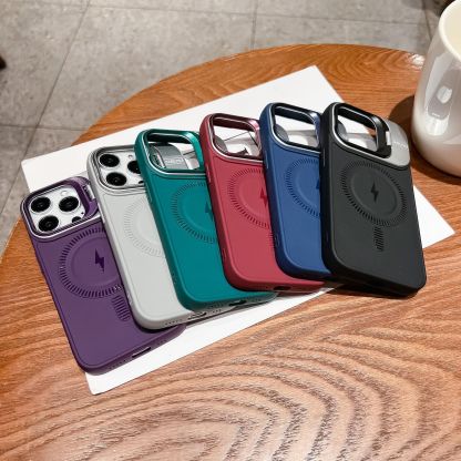 🔥Hot Sale🔥iPhone full-cover silicone magnetic super cool lightning mobile phone case with lens holder