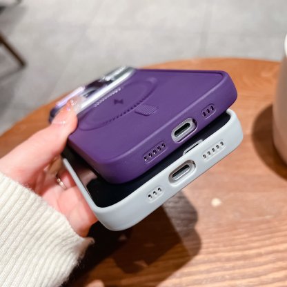 🔥Hot Sale🔥iPhone full-cover silicone magnetic super cool lightning mobile phone case with lens holder