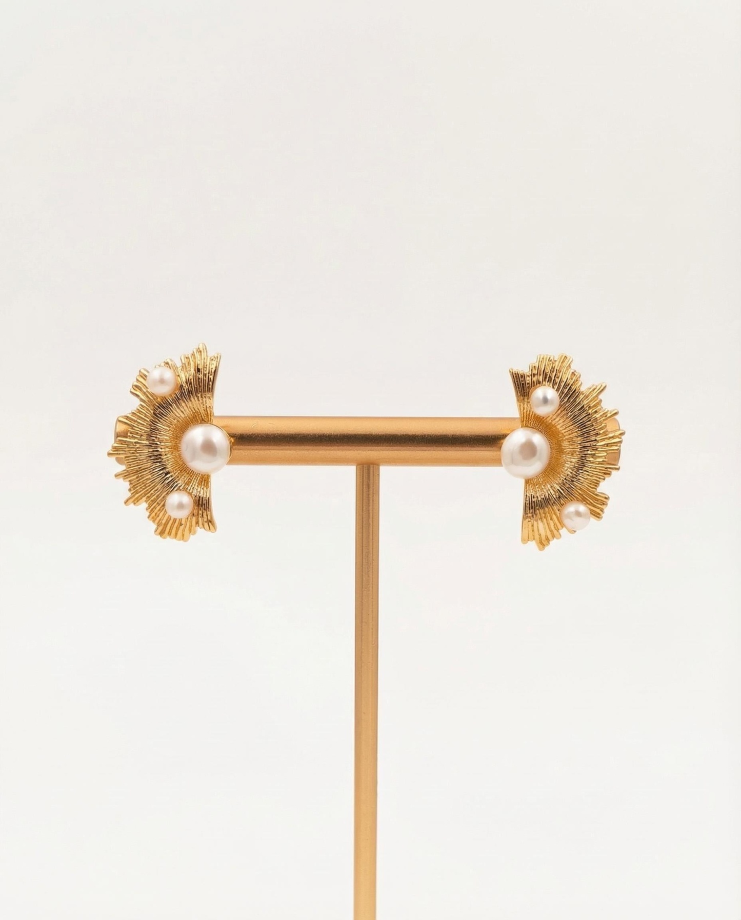 Radiant Pearl Drop Earrings – Hand-Hammered Gold with Natural Pearls