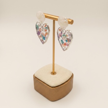 Pearl-Like Color Chip Heart Drop Earrings