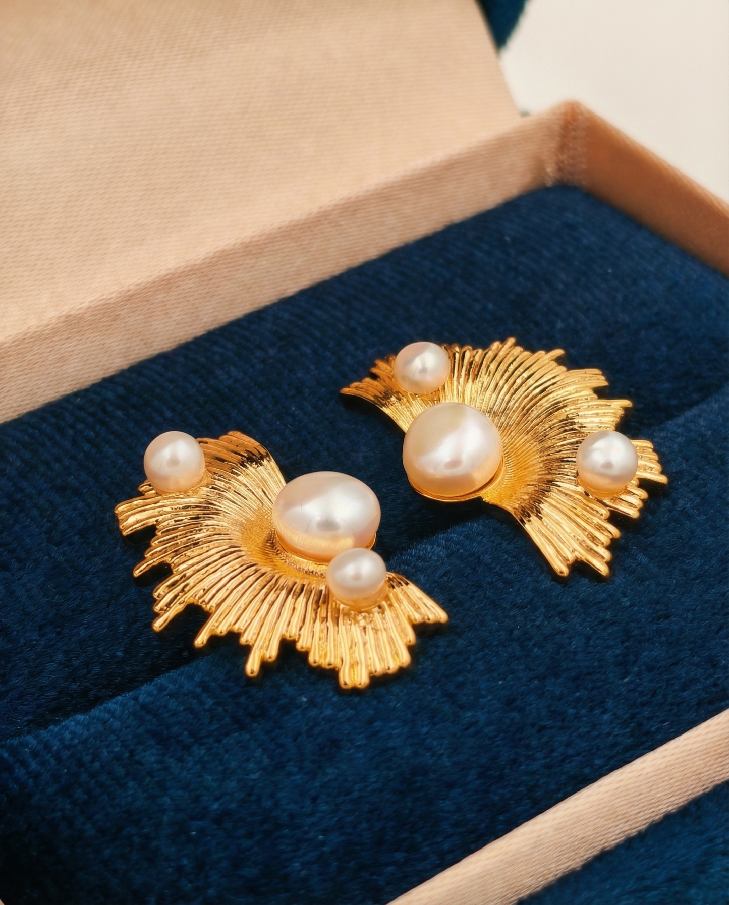 Radiant Pearl Drop Earrings – Hand-Hammered Gold with Natural Pearls