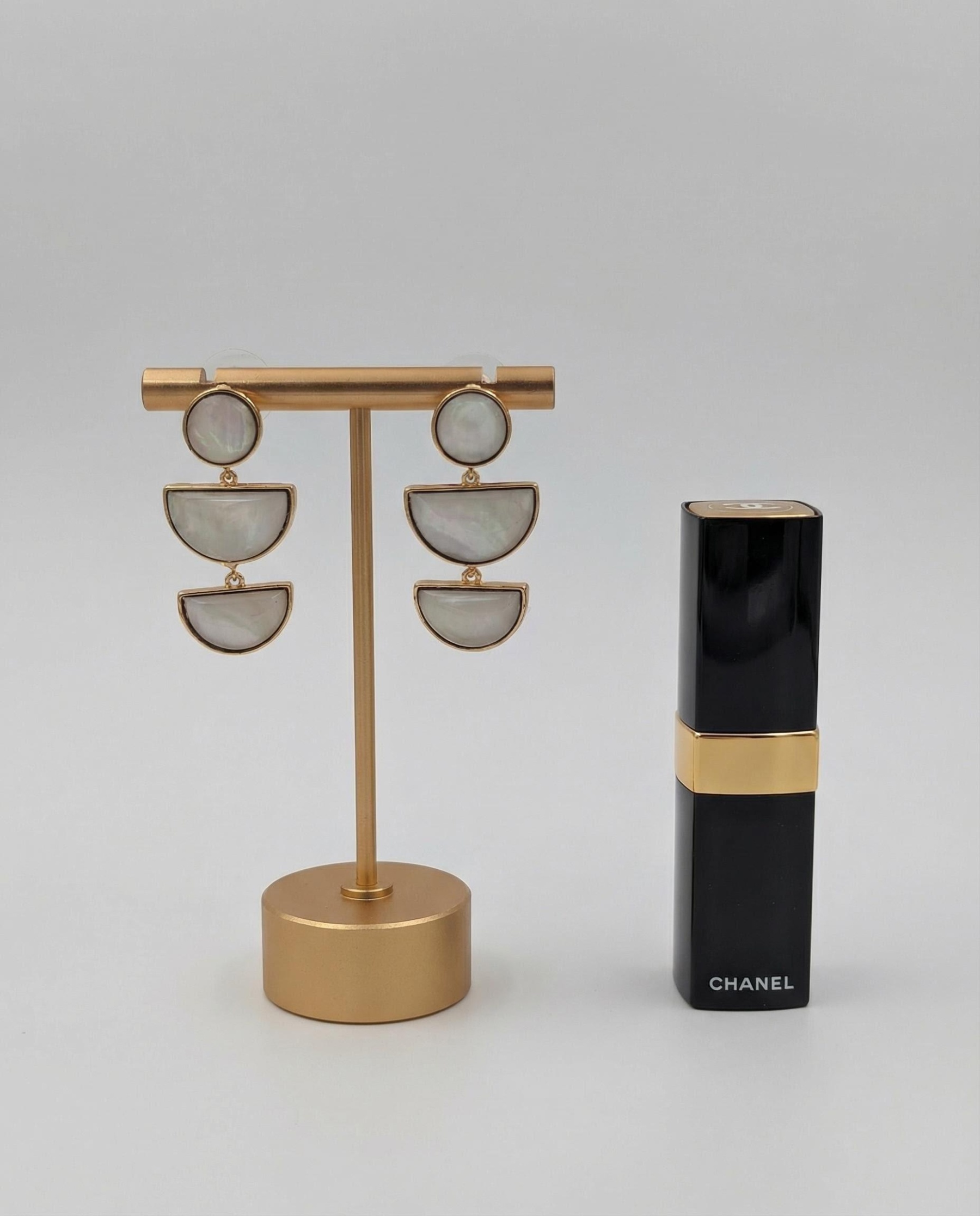 “Layered Shell & Gold” Geometric Mother-of-Pearl Drop Earrings