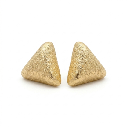The "Clarity" Triangle – High‑Polish or Matte Gold Studs
