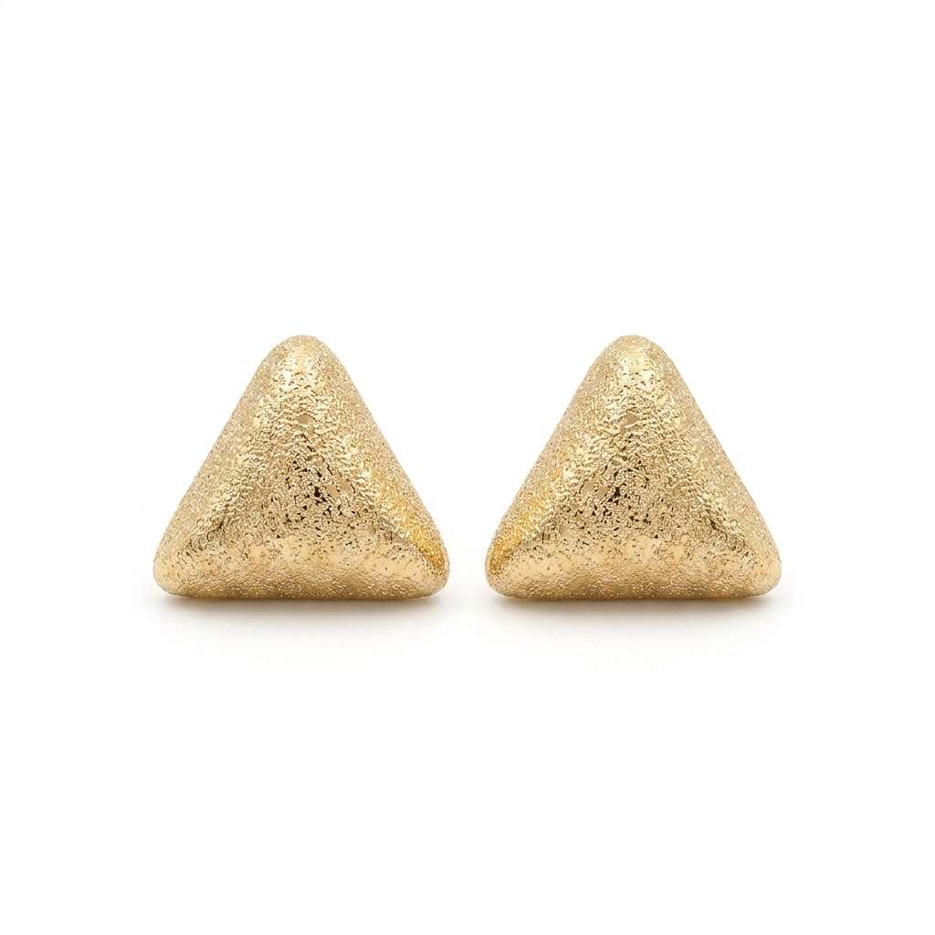 The "Clarity" Triangle – High‑Polish or Matte Gold Studs
