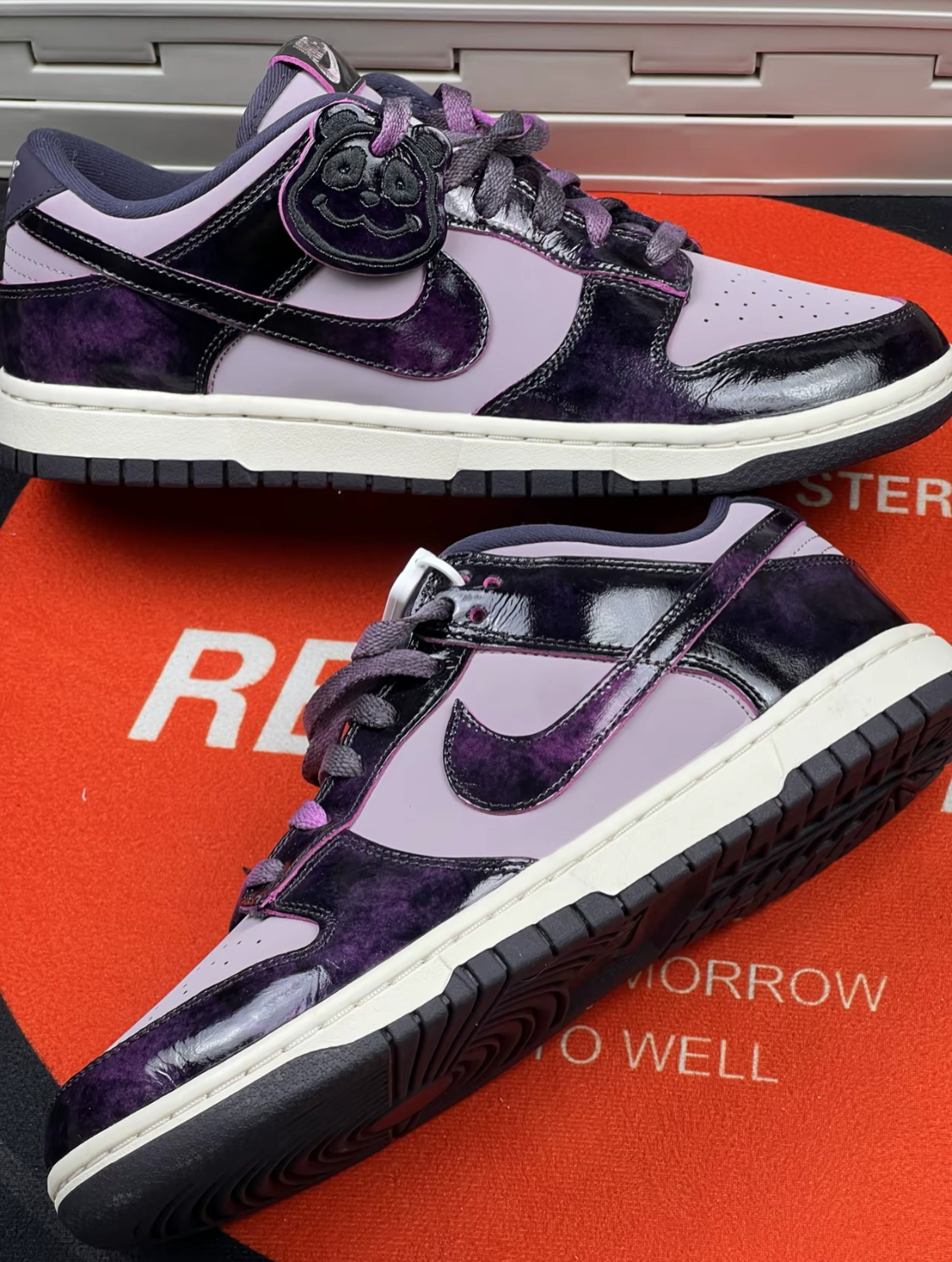 NIKE Dunk SE「熊貓」