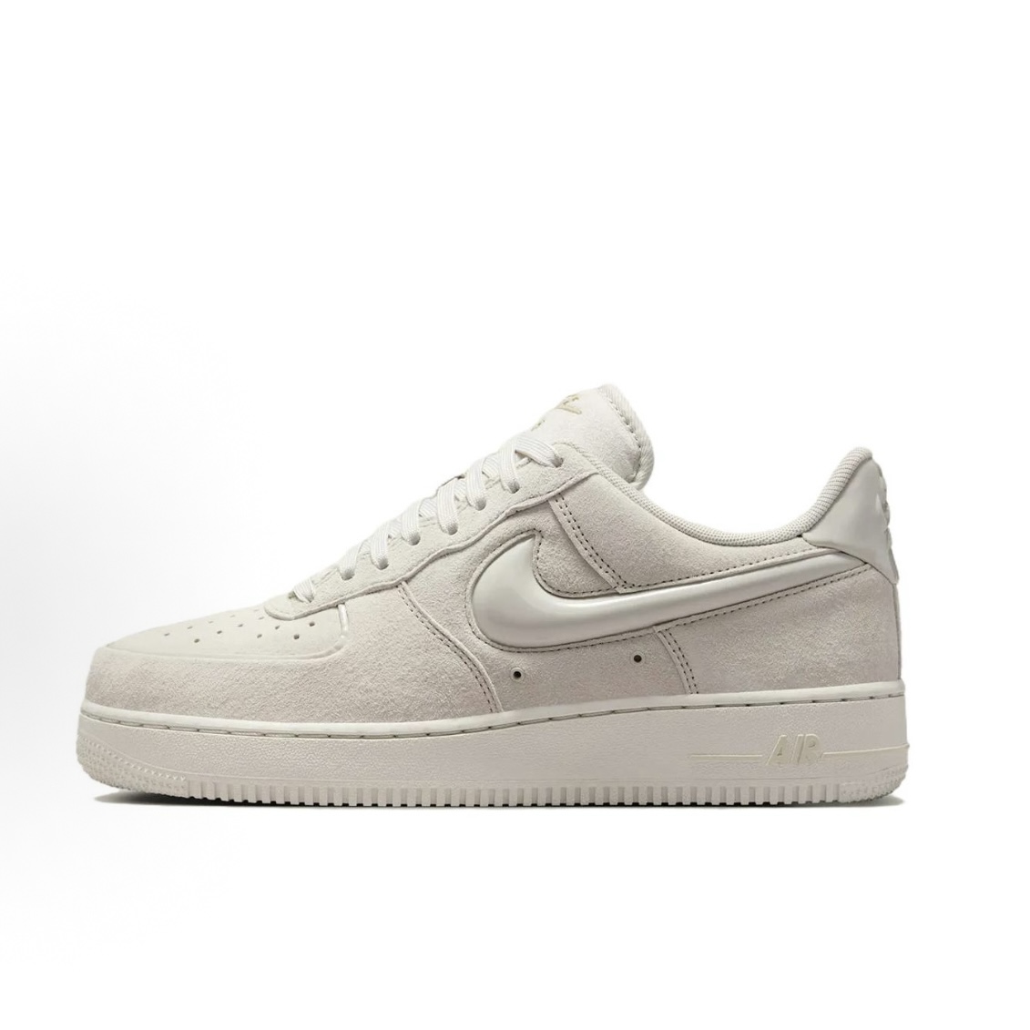 Nike Air Force 1光澤勾
