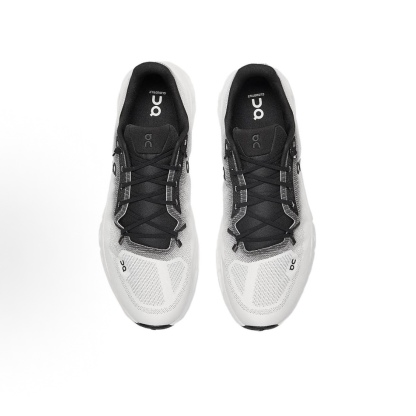 昂跑 Cloudtilt 圓頭 黑白鴛鴦