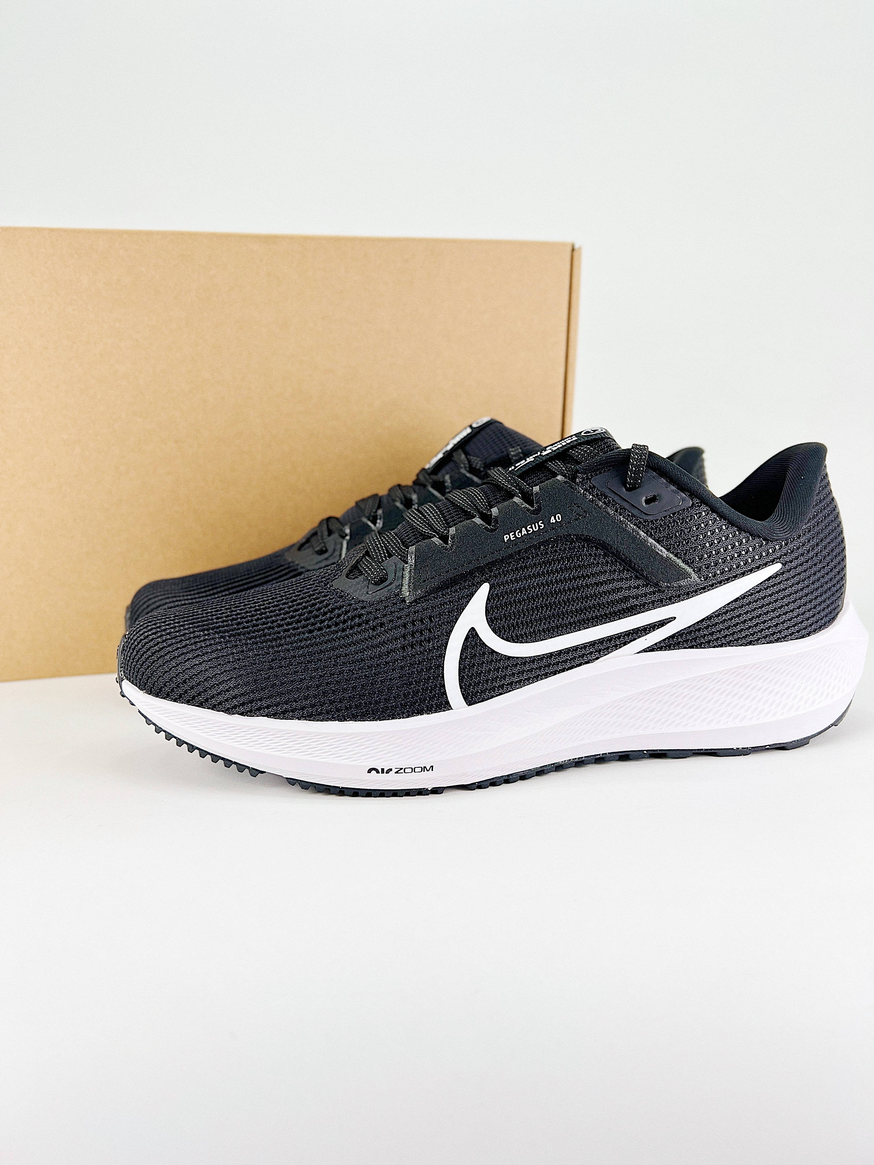 Nike Air Zoom PEGASUS 41 GTX 登月跑鞋