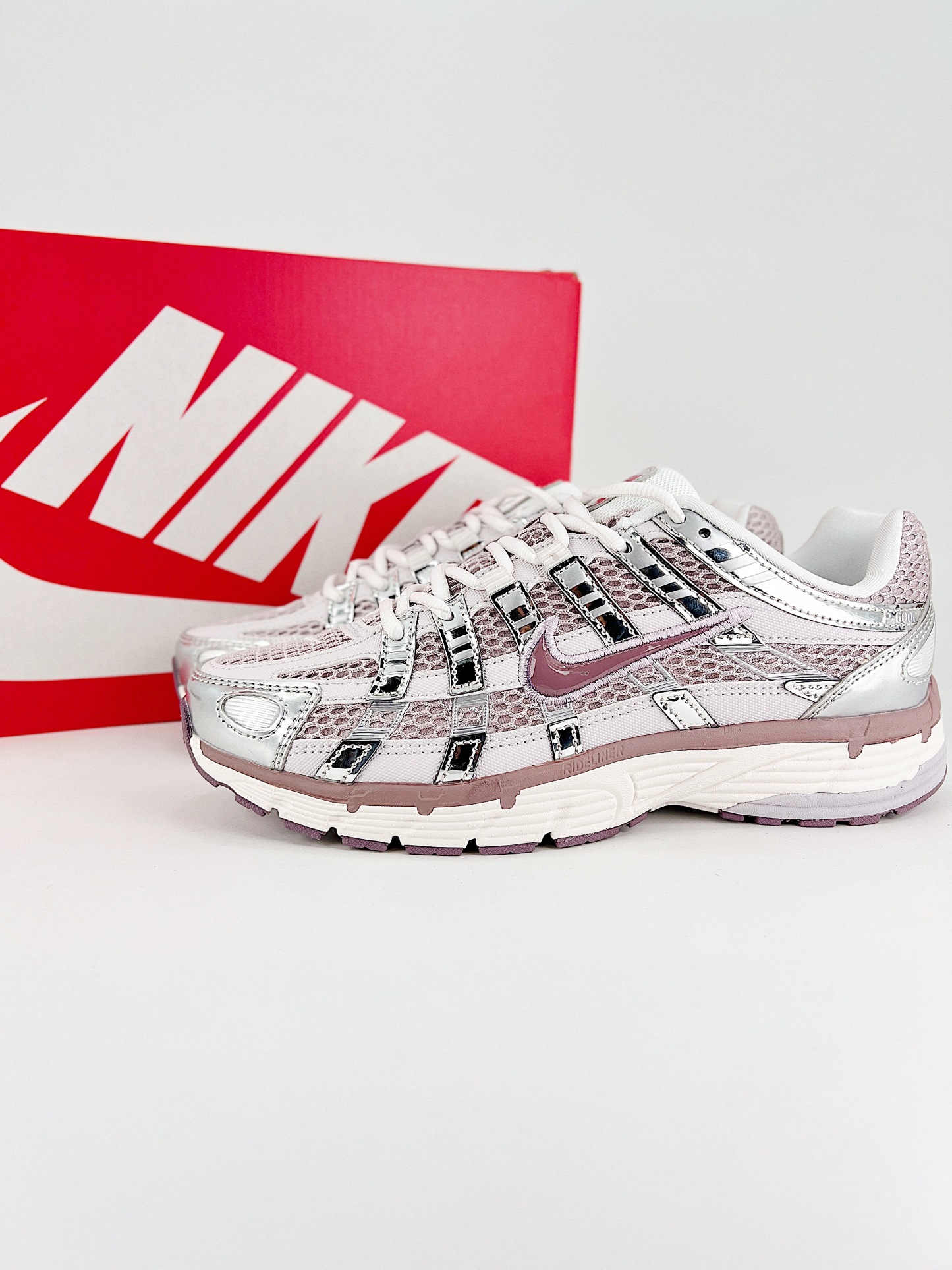 Nike P-6000  系列