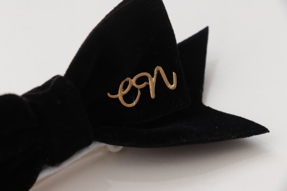 黒ベルベットのアリスカチューシャリボン