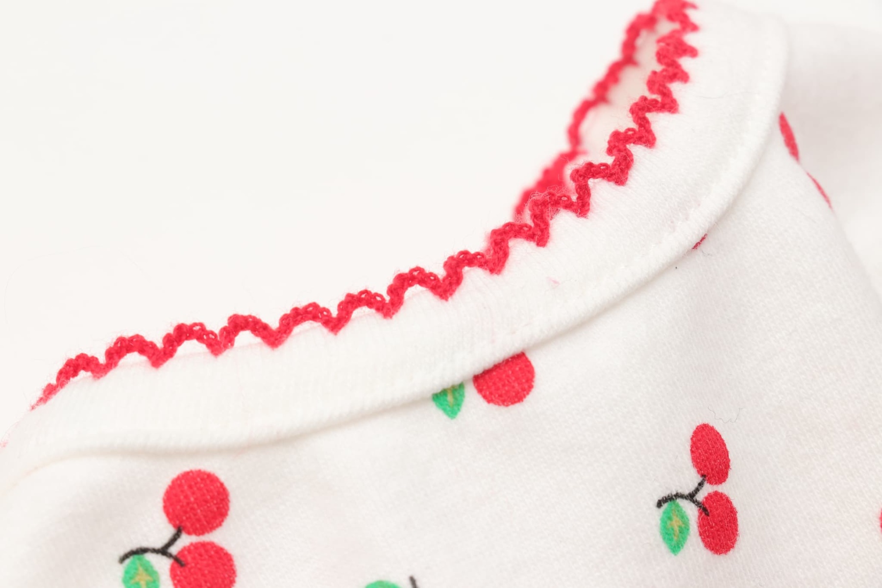 さくらんぼカットソードッキングワンピース