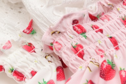 いちご柄シフォンドッキングワンピース