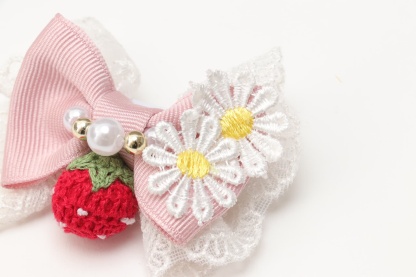 お花といちごのバレッタリボン