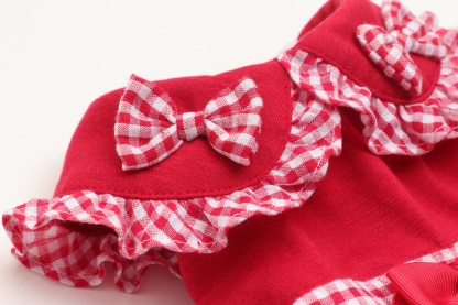 レトロいちごギンガムフリルワンピース