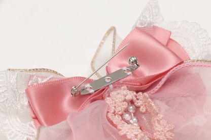 オーガンジーフリル アリスブローチ