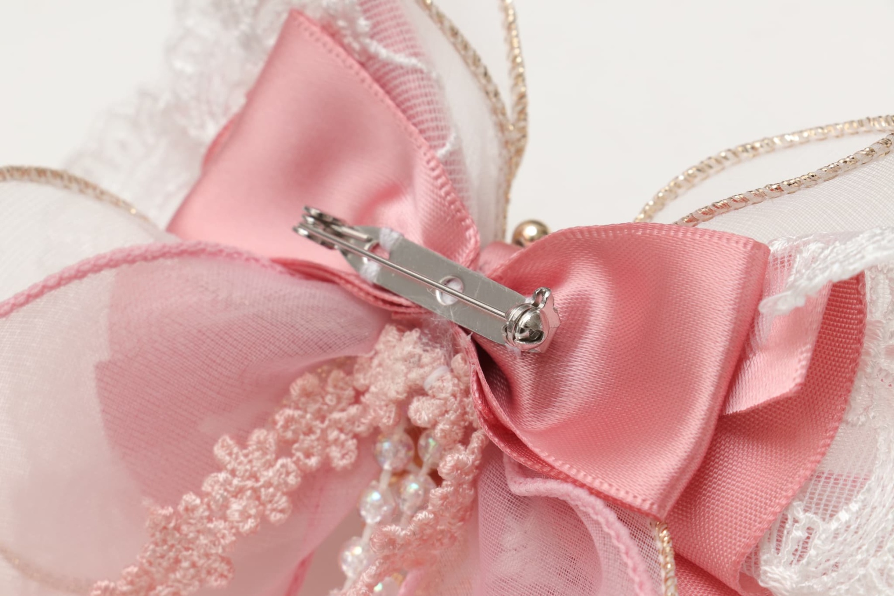 オーガンジーフリル アリスブローチ