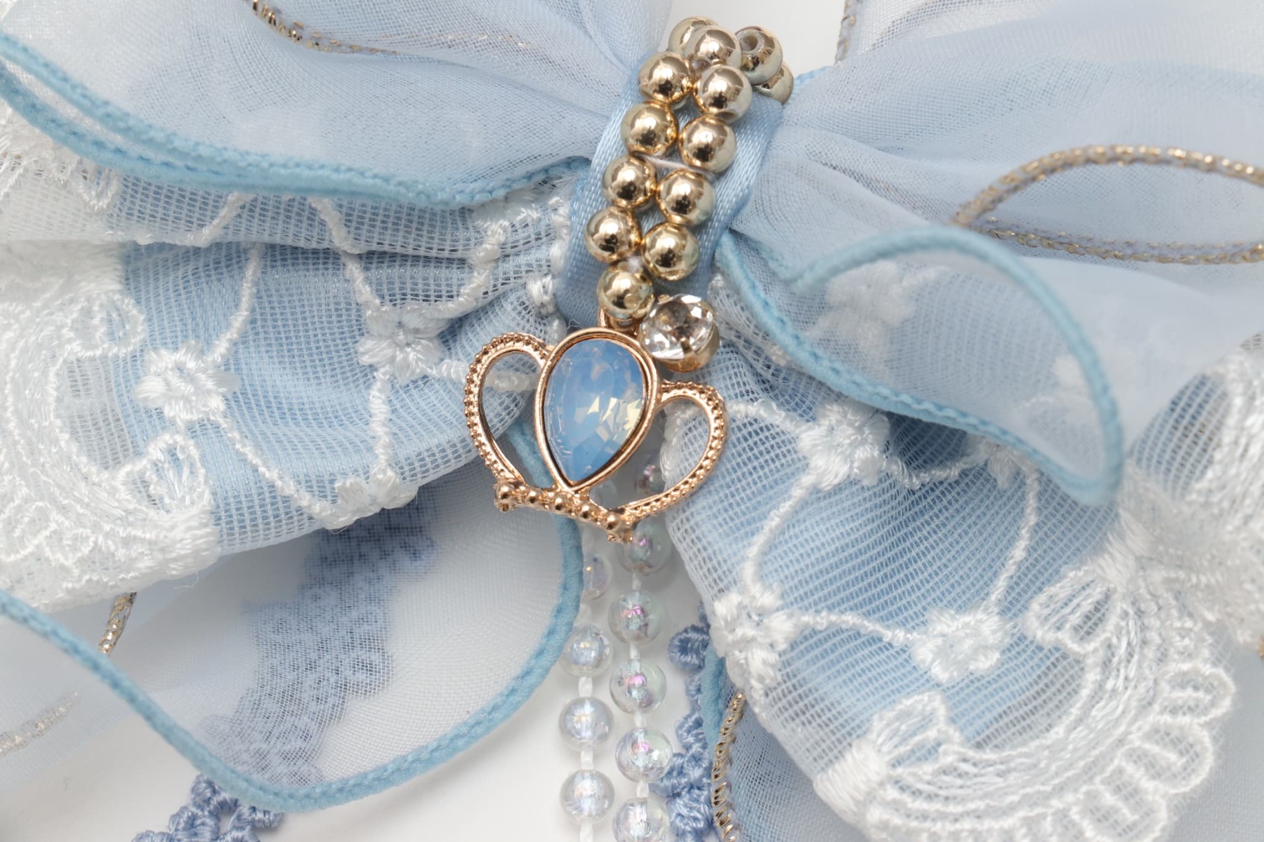 オーガンジーフリル アリスブローチ