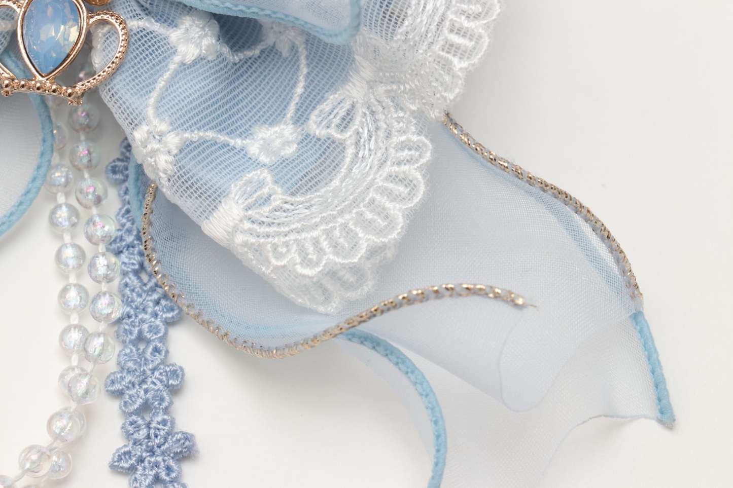 オーガンジーフリル アリスブローチ