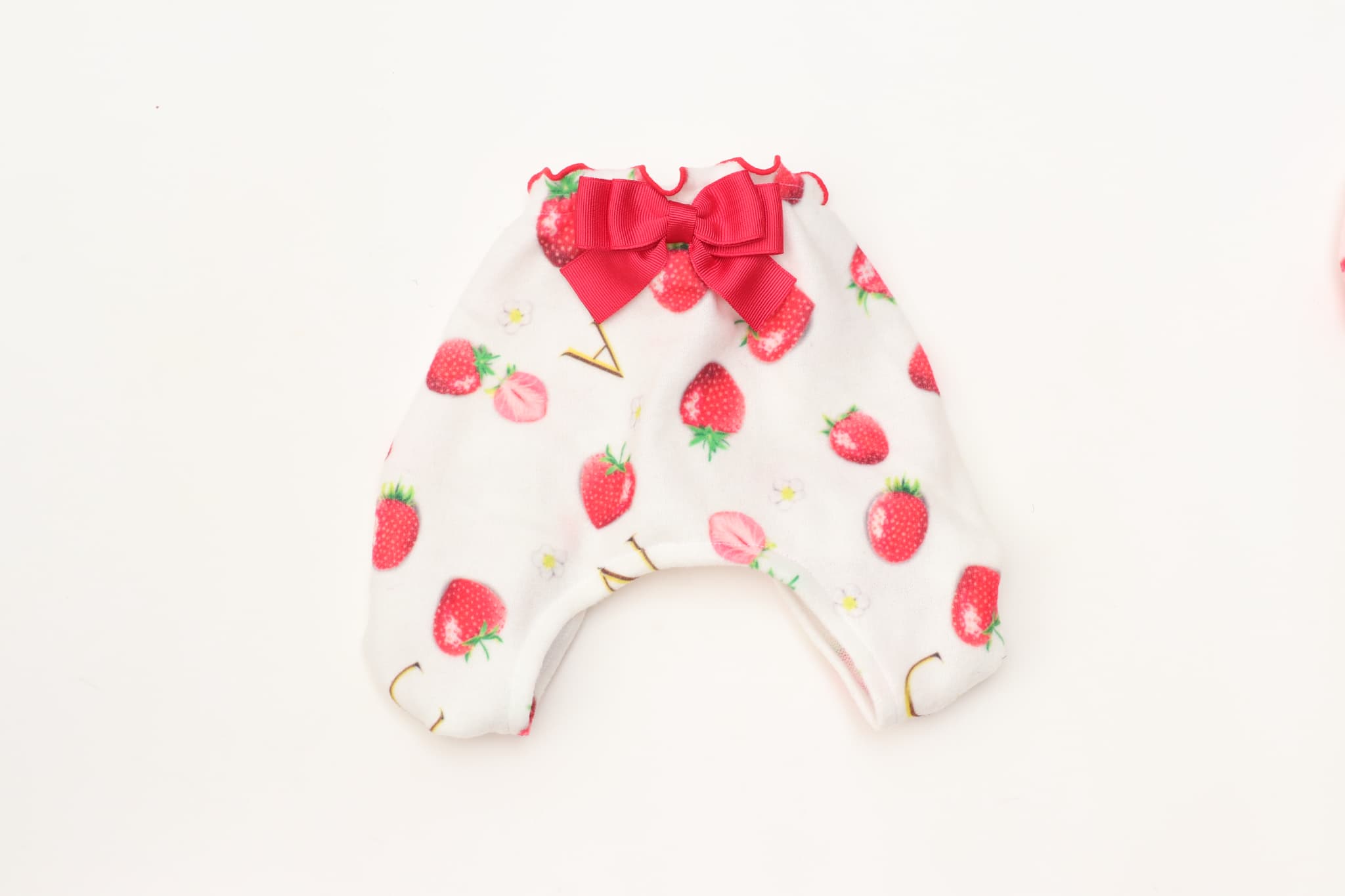 1170かぶってはける いちごパンツ