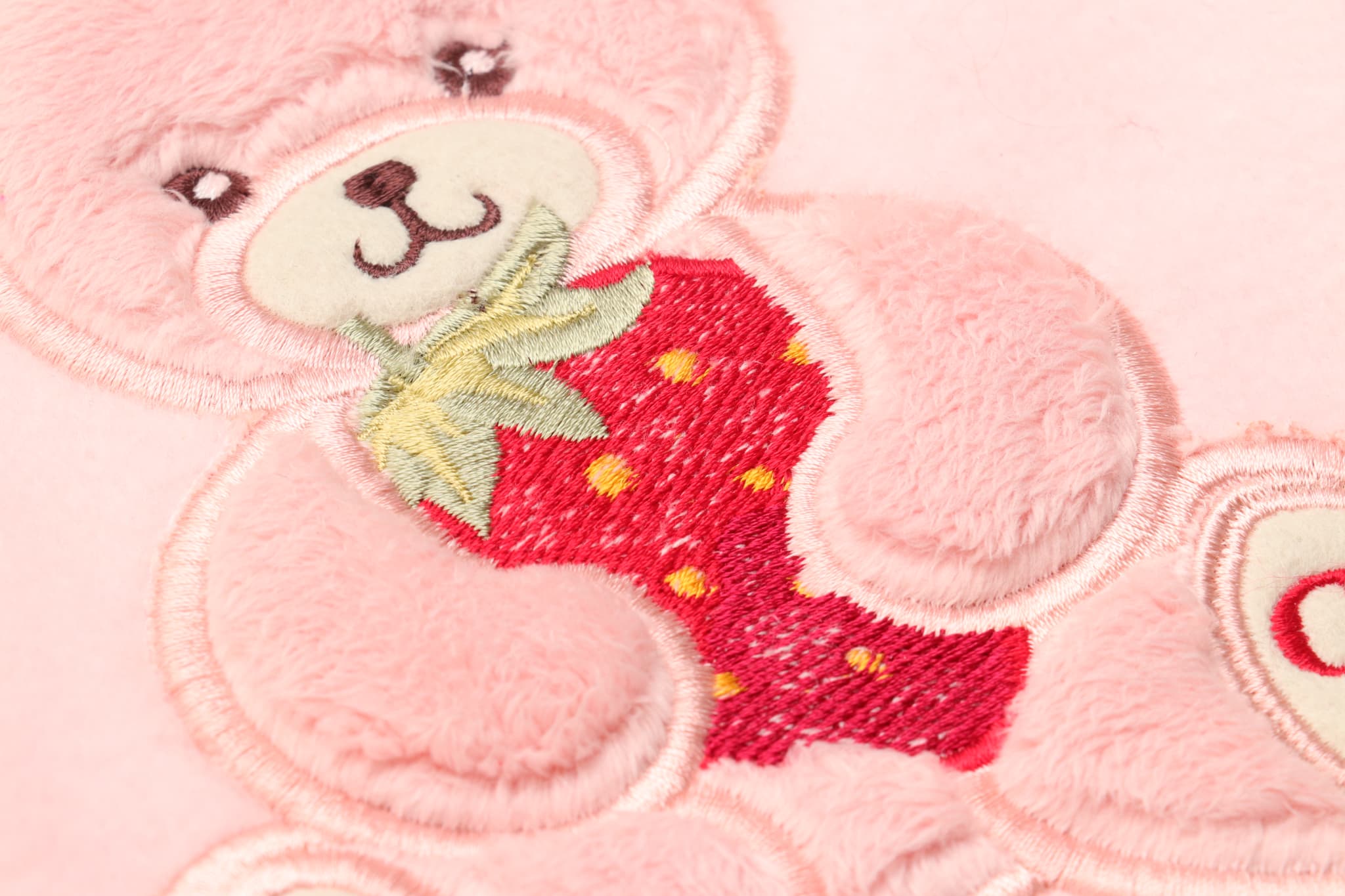 1171くまいちごフリースワンピース – 【公式】CanNana（きゃんナナ